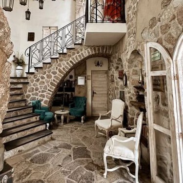 Este es el hotel en Querétaro que está hecho con piedra y tiene una de las bibliotecas más hermosas: cuánto cuesta y cómo llegar