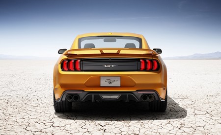Ford Mustang Gt 2