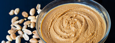 Cómo hacer crema de cacahuete casera, receta fácil y rápida con solo un ingrediente