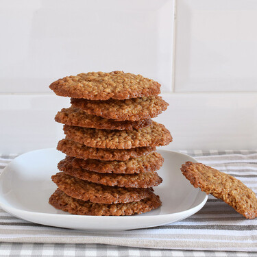 Receta de galletas de avena finas y crujientísimas listas en pocos minutos
