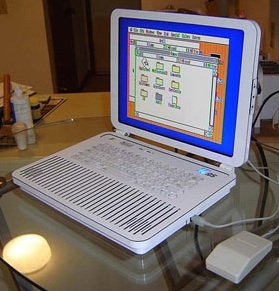 Apple II convertido en portátil por Ben Heck