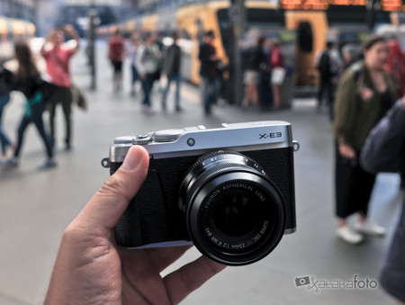 Fujifilm X-E3, Olympus OM-D E-M10 MII, Panasonic Lumix GX800 y más cámaras, objetivos y accesorios en oferta: Llega Cazando Gangas
