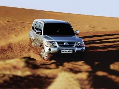 mitsubishi-pajero-3.jpg