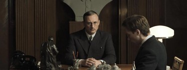 ‘Dos fiscales’ se acerca a ser ‘La zona de interés’ de las purgas estalinistas. La burocracia del terror sostiene un drama político encomiable 