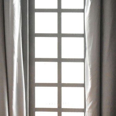 Lidl pone a la venta un juego de cortinas opacas por menos de 15 euros: bloquean la luz y ayudan a aislar el ruido 