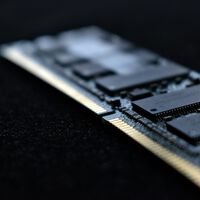 El mundo se va a quedar sin memoria para chips de IA hasta 2027. Y los móviles y los coches ya están pagando el precio