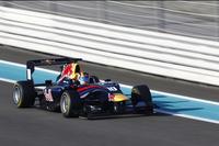 Alex Lynn se proclama campeón de la GP3 con victorias de Dean Stoneman y Nick Yelloly