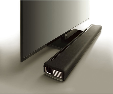 Yamaha lanza una barra de sonido, la Yamaha YAS-706, con soporte multiroom y subwoofer inalámbrico