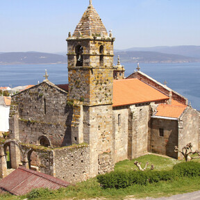 Este pueblo marinero es el verdadero final del Camino de Santiago, pero los que no saben se quedan en Santiago de Compostela