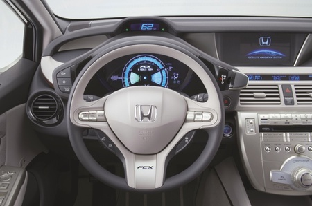Honda FCX Clarity 085