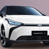 El Geely Geometry C 2024 ya tiene precio en México: el primer auto eléctrico de la marca dueña de Volvo