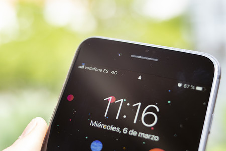 El 50% de los españoles "no podría vivir sin Internet en el móvil", según el estudio Navegantes en la Red