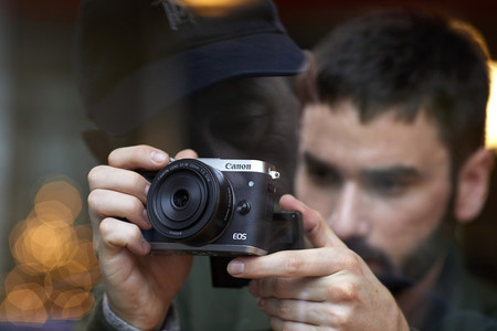 Olympus E‑M10 Mark II, Canon EOS M6, Nikon D7500 y más cámaras, objetivos y accesorios en oferta: Llega Cazando Gangas