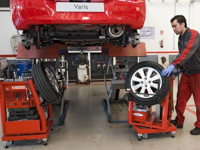 Cómo poner a punto el coche para los viajes en verano 