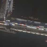 Drone submarino da Ucrânia consegue o impensável: entrar em um dos portos russos mais bem protegidos e atacar um navio 