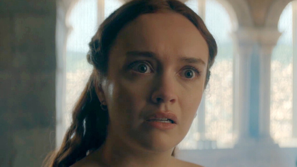 'La casa del dragón' ya me había dejado claro que Alicent Hightower es más tonta que un botijo, pero no esperaba que la estupidez se extendiera en la temporada 3