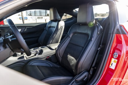 Ford Mustang Gt 2025 Prueba 004