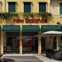 New Balance acaba de rebajar por menos de 30 euros las zapatillas perfectas para ponerte en 
