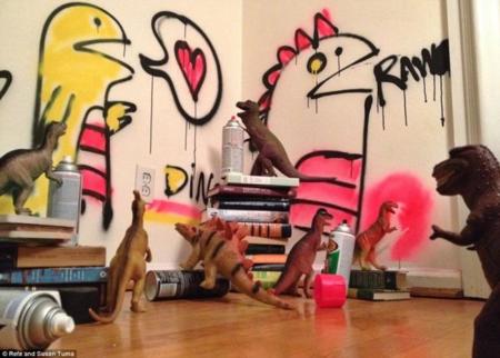 Dinovember: en noviembre, los dinosaurios invaden Internet con sus travesuras