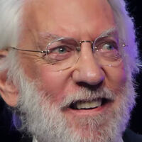 Donald Sutherland, actor, sobre su Oscar honorífico: "No me lo merezco, pero tengo artritis y tampoco me merezco eso"
