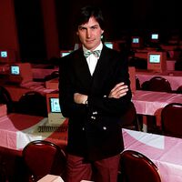 Encerrado en un sótano y sin ducharse: así trabajaba Steve Jobs en Atari porque no "cuajaba en ningún lado" 