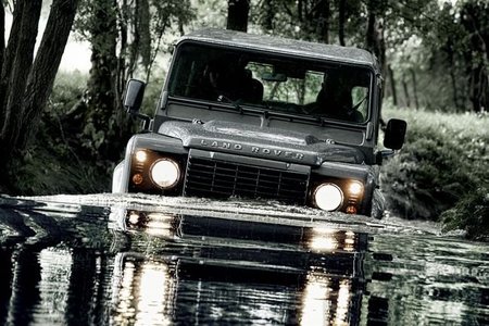 El Land Rover Defender recibe el motor 2.2 diesel de 122 CV EU5