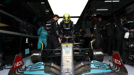 Hamilton Mercedes F1 2022