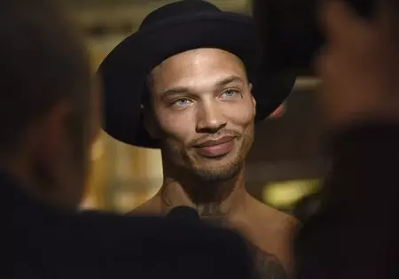 De delicuente a modelo: el preso más guapo del mundo desfila en Nueva York