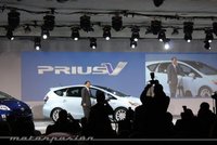 Toyota presenta en Detroit los Prius v y Prius c Concept