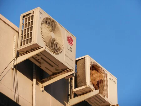 Alejandro Hellin Experto En Climatizacion No Puedes Dejar El Aire Acondicionado Apagado Horas Y Luego Llegar A Casa Y Ponerlo A 16 Oc Porque Hace Mucho Calor