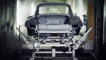 Porsche Project Gold trasera