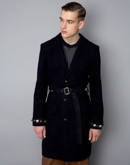 Abrigos que marcan tendencia este Otoño-Invierno 2011/2012. Especial <em>low cost</em> (III)