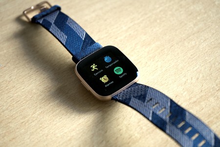 Fitbit Versa 2