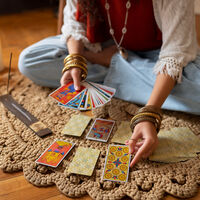 Por qué si eres Piscis te ves reflejado en la descripción de un Piscis, aunque no creas en los horóscopos: el efecto Forer 