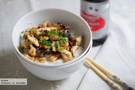 Receta de pollo con almendras: versión libre del típico plato de restaurante chino