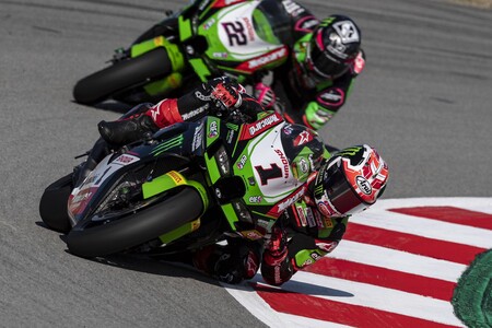 Rea Superbikes