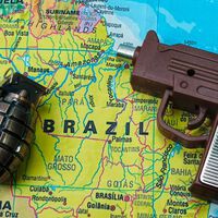 O destino turístico paradisíaco do Brasil sofre um colapso tão assustador que a cidade inteira virou refém do crime organizado a 2 mil quilômetros de distância 