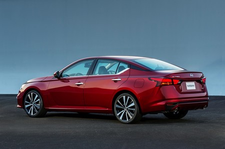 Nissan Altima 2019 7