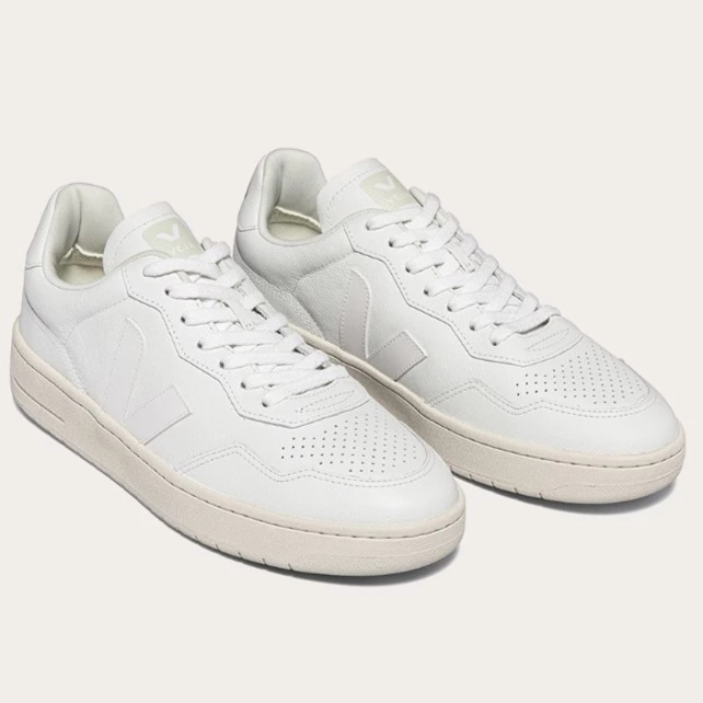 Zapatillas Veja V-90 de piel Mujer


