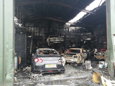 Dolorpasión™: un grupo de "Godzillas" cae ante un incendio en un taller especializado