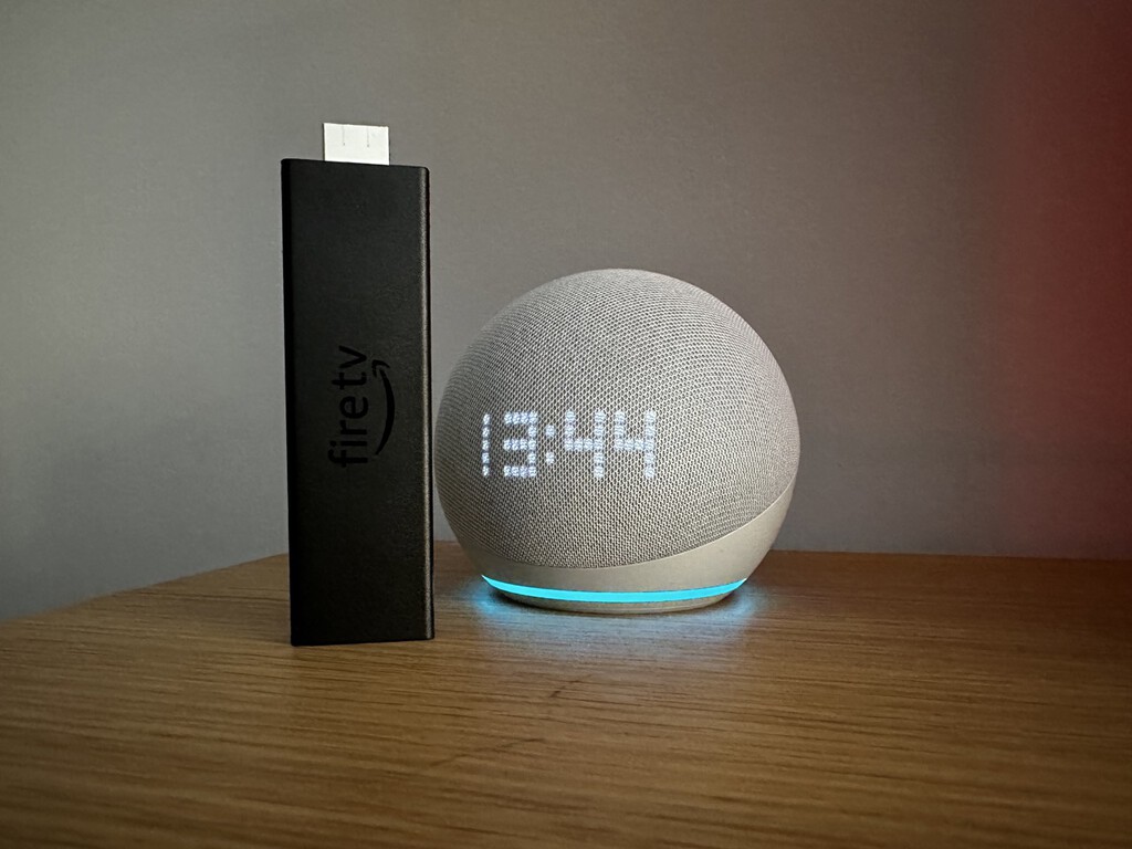 Usar un Amazon Echo como altavoz de mi Fire TV Stick es lo mejor que he podido hacer con el sonido de mi tele por poco dinero