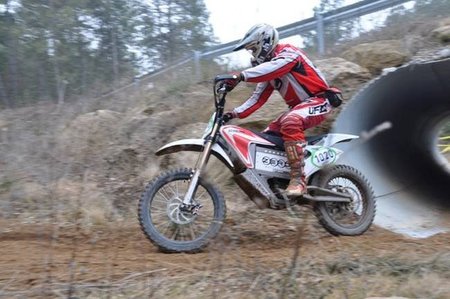 El Campeonato Andaluz de Cross Country con las motos eléctricas