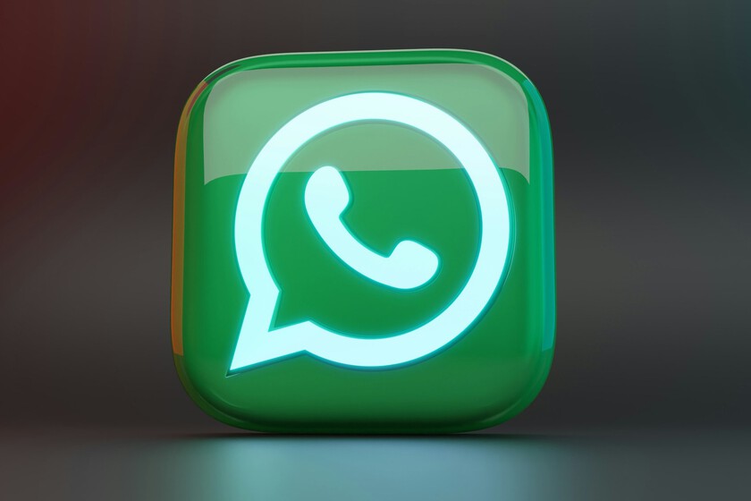 Ahorra espacio en tu iPhone sin perder las copias de seguridad de WhatsApp: así se hace