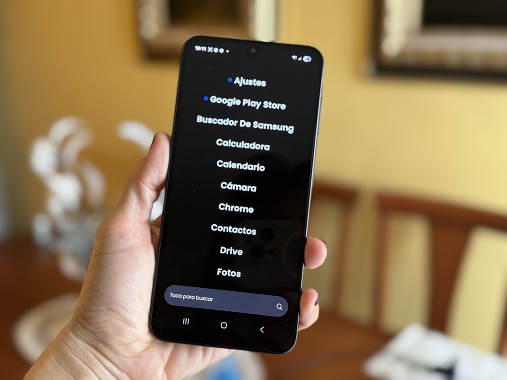 Llevo una semana usando este móvil sin distracciones como teléfono personal. ¿Gracias? por hacer un suplicio de mi placer culpable