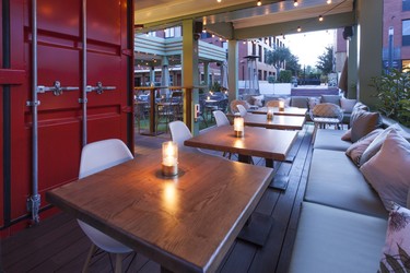 ¿Buscando un lugar diferente para el desayuno del lunes en Madrid? Prueba el life container Farruca 