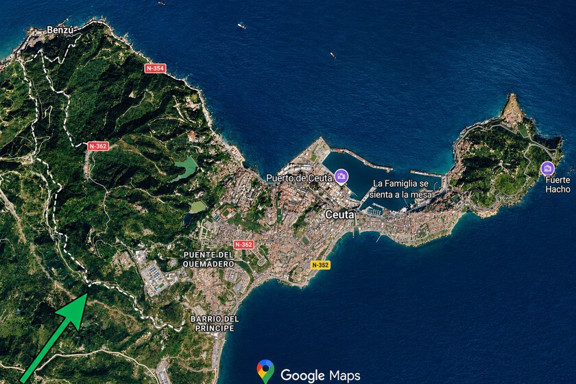 Qué significa la línea discontinua con la que Google Maps delimita Ceuta y Melilla