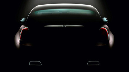 El Rolls-Royce Wraith nos enseña su majestuoso trasero
