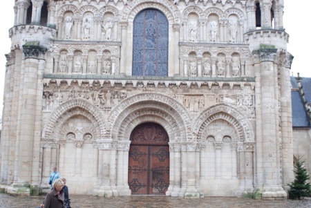 Un viaje en familia a Poitiers para disfrutar del románico y de la época medieval (1/2)