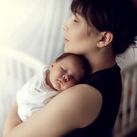 Madrid concederá un cheque bebé de 14.500 euros a las embarazadas jóvenes con ingresos inferiores a 30.000 euros, a partir de 2022