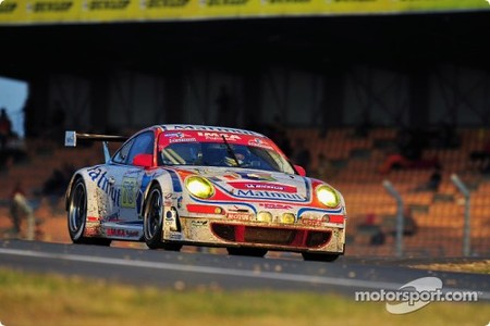 24h_lm_gt2_porsche997_gt3rsr_imsa_performance_matmut.jpg